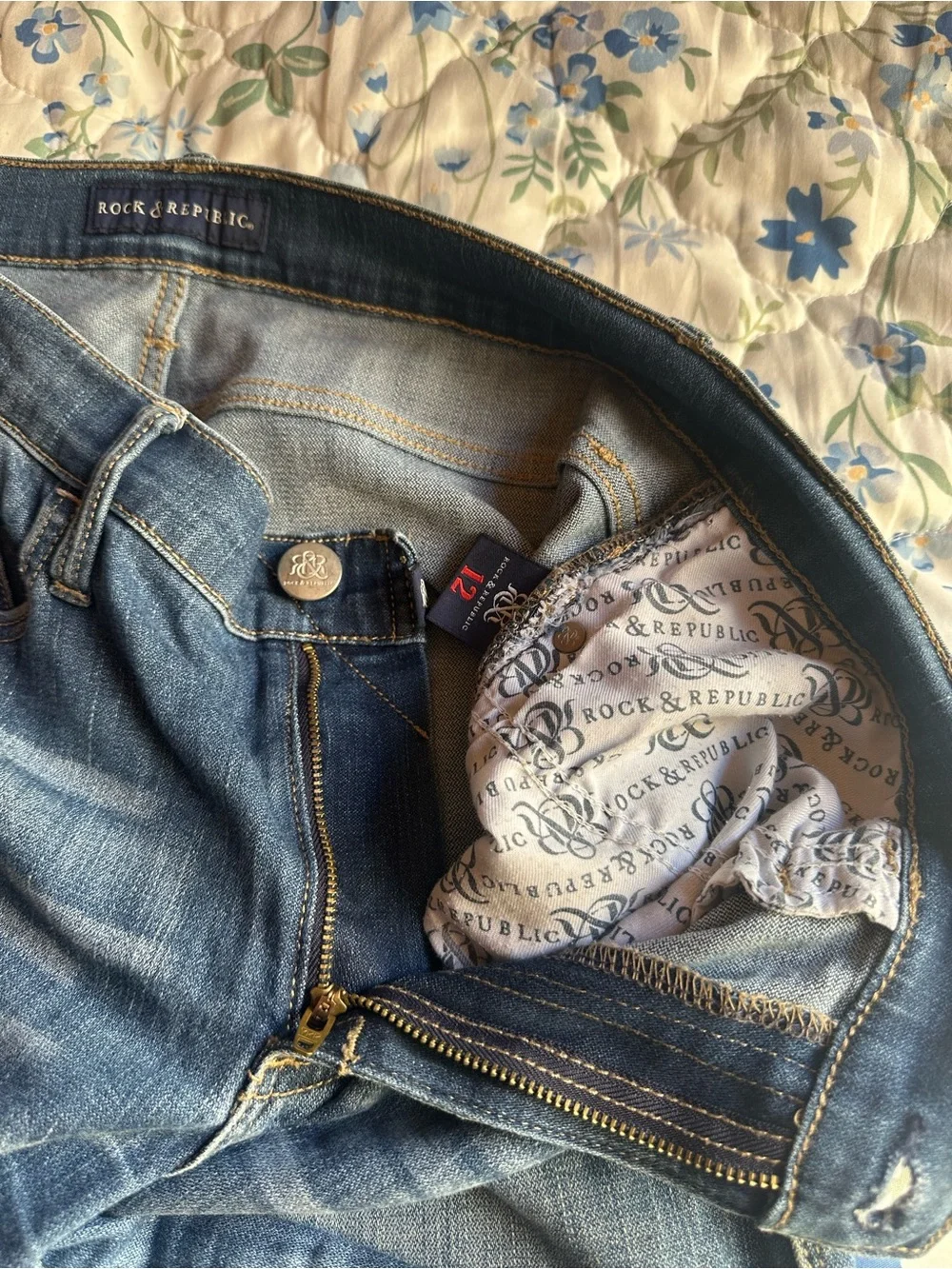 Rock & Republic Blue Denim Jeans